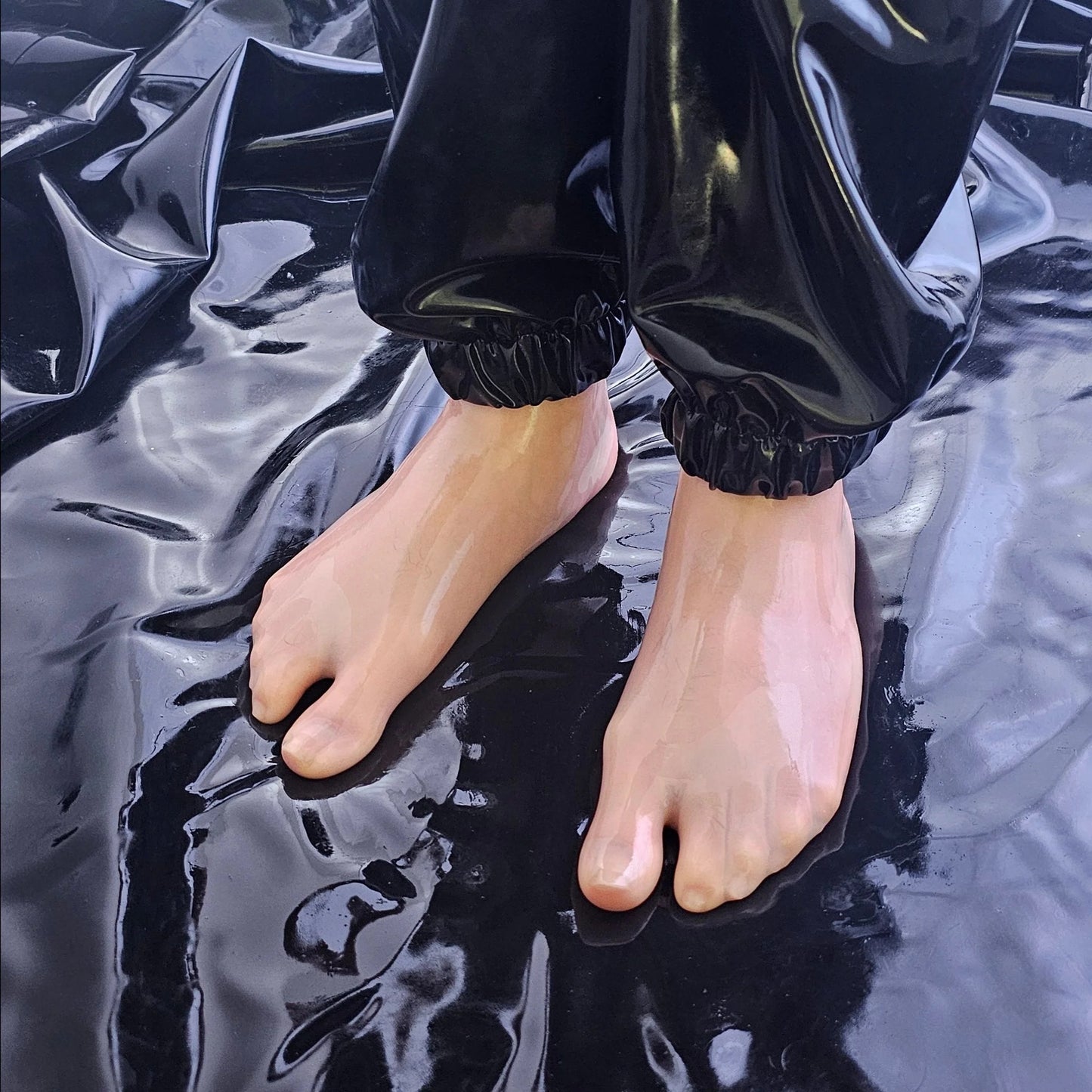 UNIQDSN Trans Natural Tabi Socks (Ankle High)