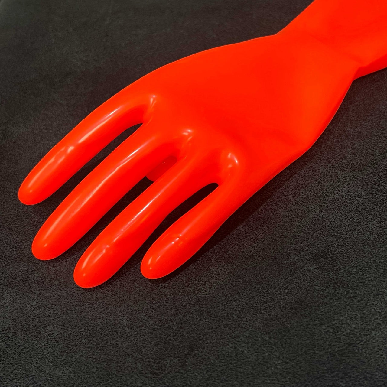 UNIQDSN UV Orang Gloves (Mid-Arm)